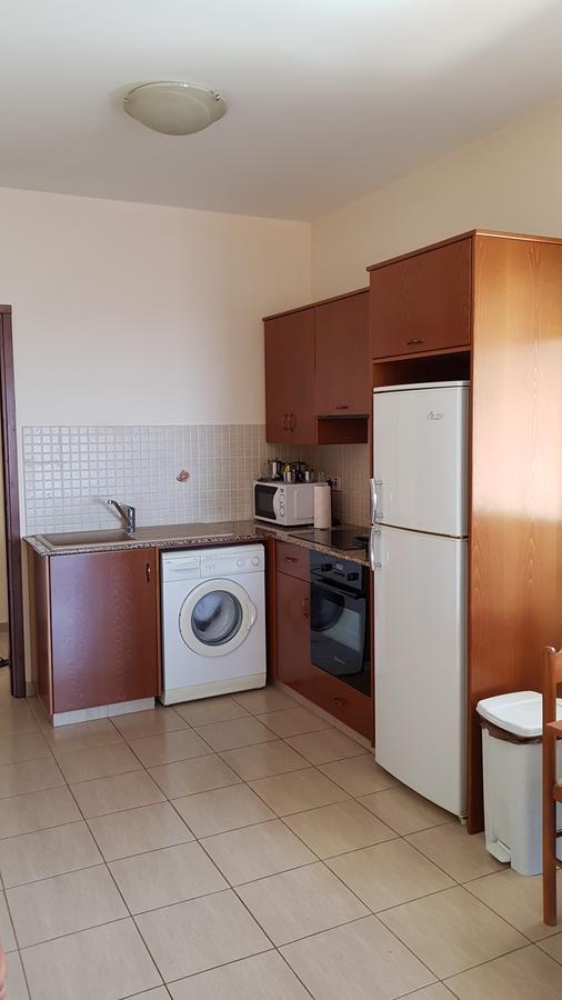 Lazaros Pissouri Apartments エクステリア 写真