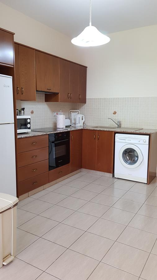Lazaros Pissouri Apartments エクステリア 写真