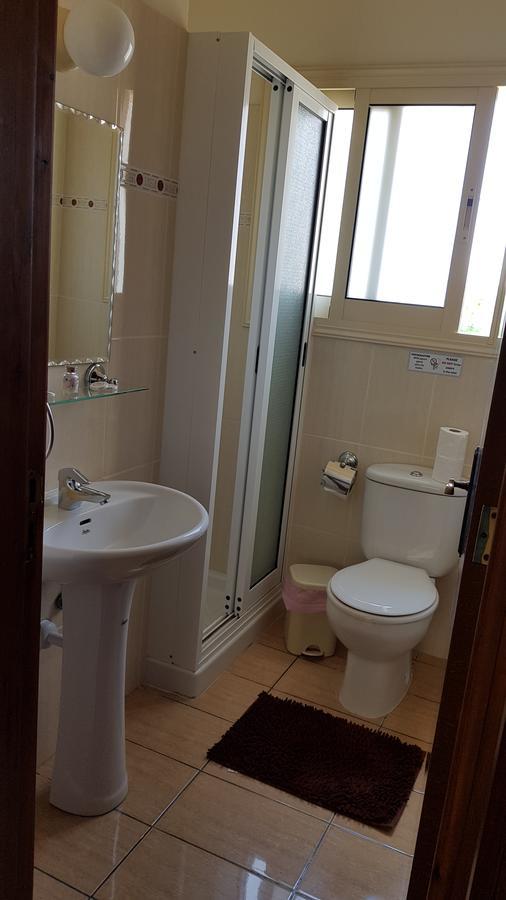Lazaros Pissouri Apartments エクステリア 写真